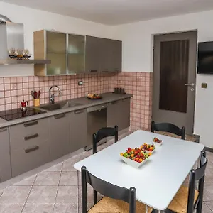 Irena Appartamento Porec