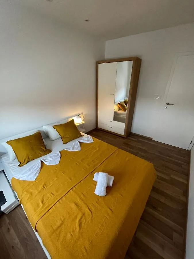 Apartment Apartmani Marko Trogir