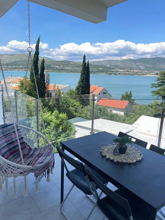 Apartmani Marko Trogir 0*,  Croatia